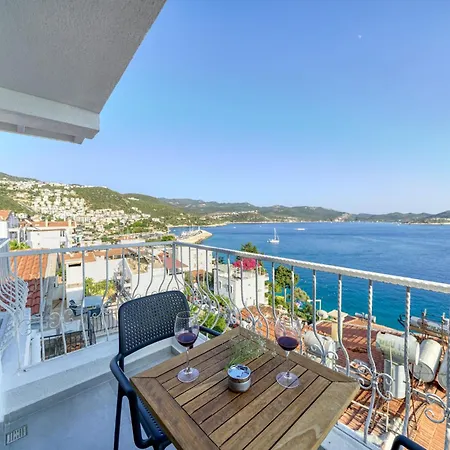 Bluenook * Kaş